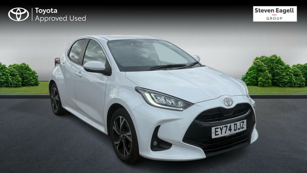 Toyota Yaris 1.5 Vvt-h Design E-cvt Euro 6 Ss White