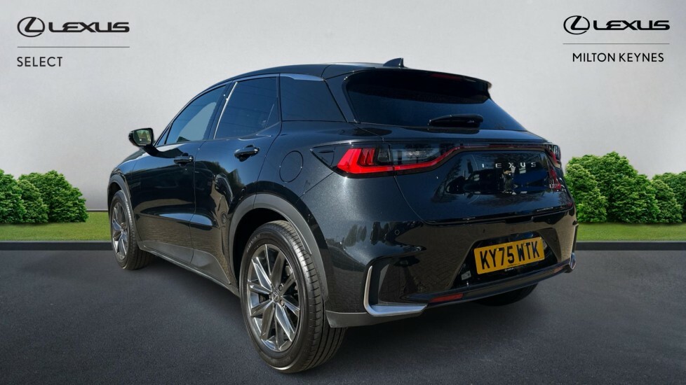 Lexus LBX 1.5 Vvt-ie Premium Plus Suv Hybrid E-cv KY75WTK Black #2