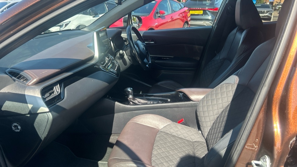 Toyota C-Hr 1.8 Vvt-h Excel Cvt Euro 6 Ss DN67ZSX Brown #5