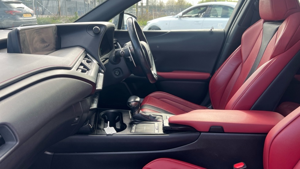 Lexus UX 2.0 250H F Sport E-cvt E-four Euro 6 Ss YJ21NBN Blue #6