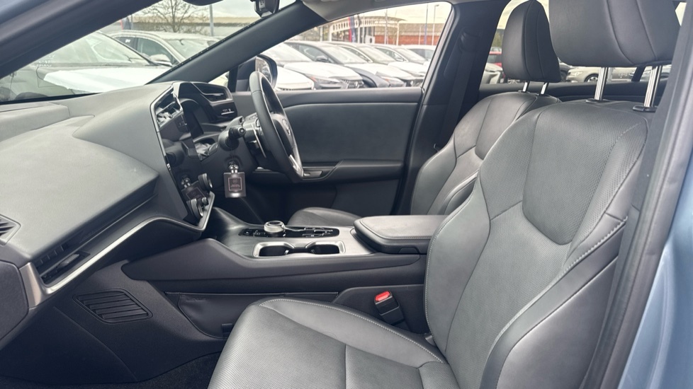 Lexus RZ 450E 71.4Kwh Premium Direct4 BD25FWY Blue #6