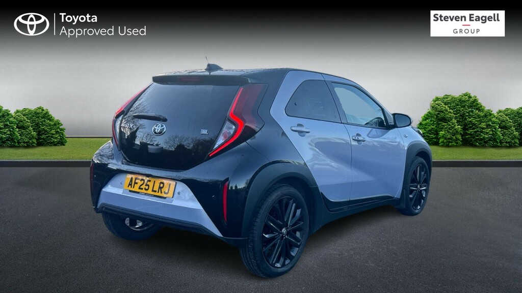 Toyota Aygo X 1.0 Vvt-i Jbl Euro 6 Ss AF25LRJ Silver #2