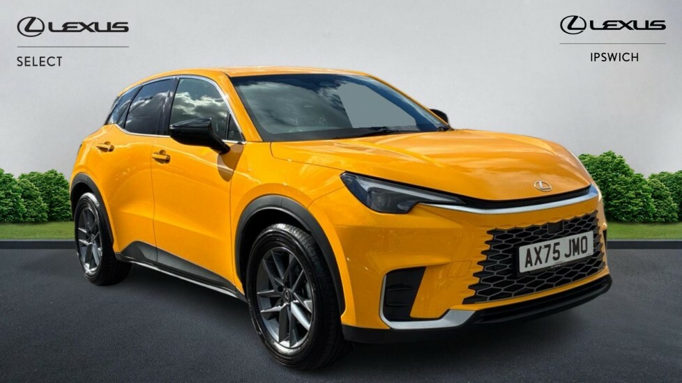 Lexus LBX 1.5 Vvt-ie Premium E-cvt Euro 6 Ss Yellow