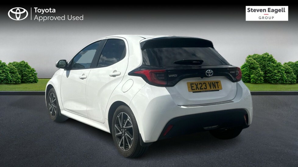 Toyota Yaris 1.5 Vvt-h Design E-cvt Euro 6 Ss EX23VNT White #4