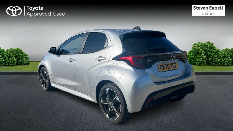 Toyota Yaris 1.5 Vvt-h Excel E-cvt Euro 6 Ss OW75VCF Silver #4