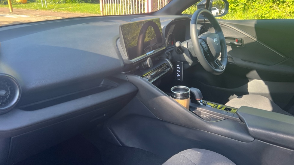 Toyota C-Hr 2.0 Vvt 13.6Kwh Design Cvt Euro 6 Ss KP75XSU White #5