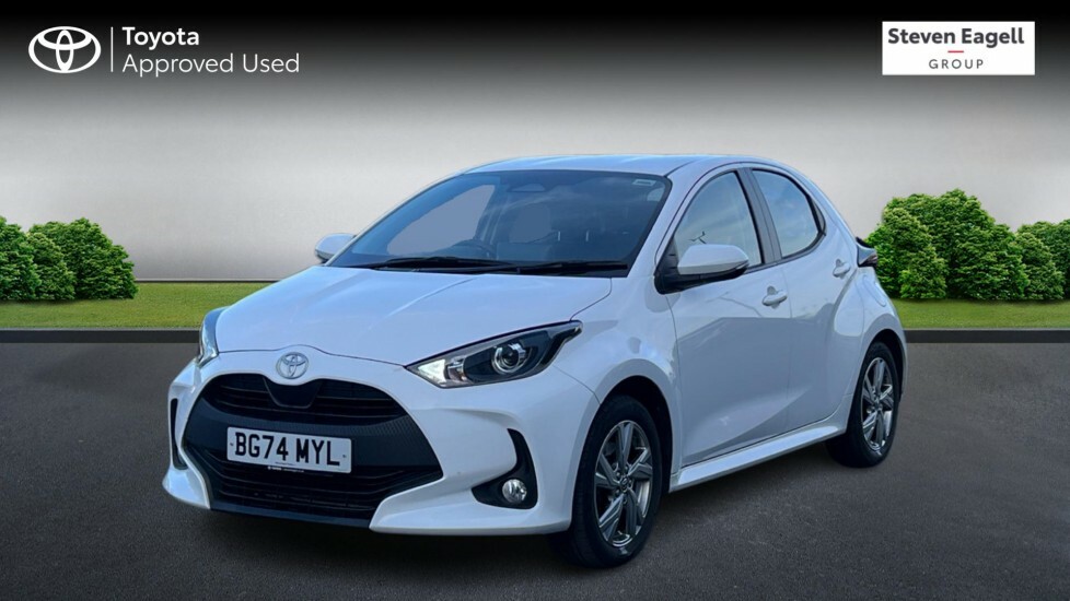 Toyota Yaris 1.5 Vvt-h Icon E-cvt Euro 6 Ss BG74MYL White #3