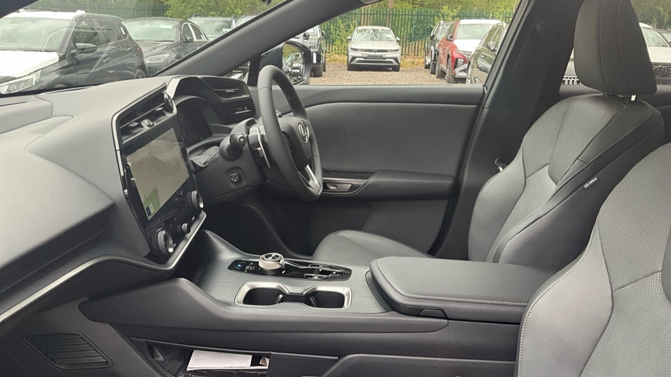 Lexus RZ 450E 71.4Kwh Premium Plus Suv Di Black #6