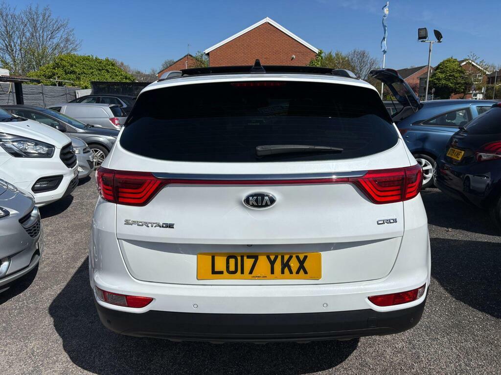 Kia Sportage 2.0 Crdi Kx-5 Awd Euro 6 LO17YKX White #6