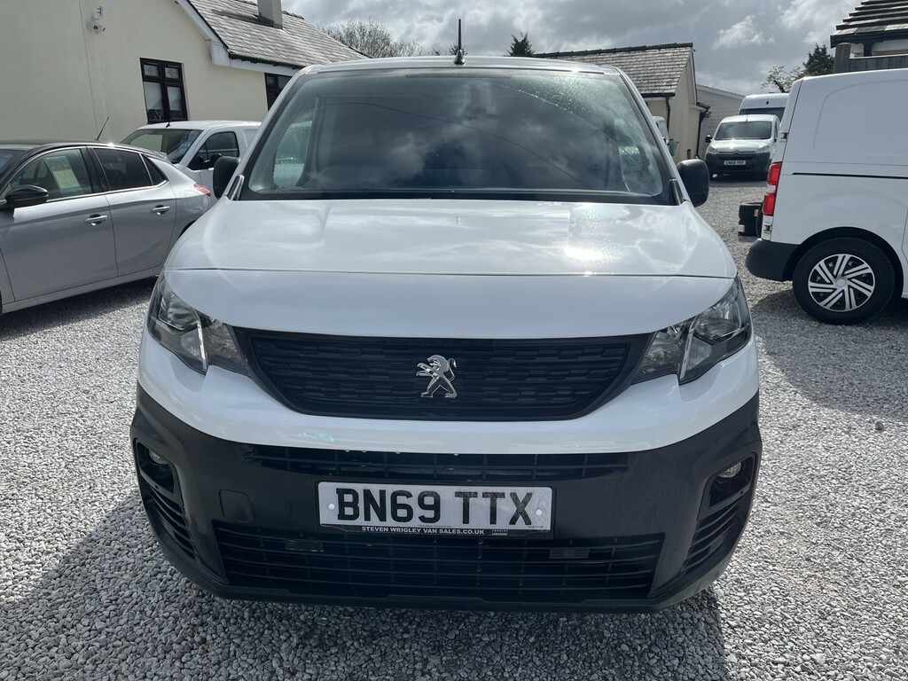 Peugeot Partner Panel Van 1.5 Bluehdi 650 Professional 201969 BN69TTX White #2