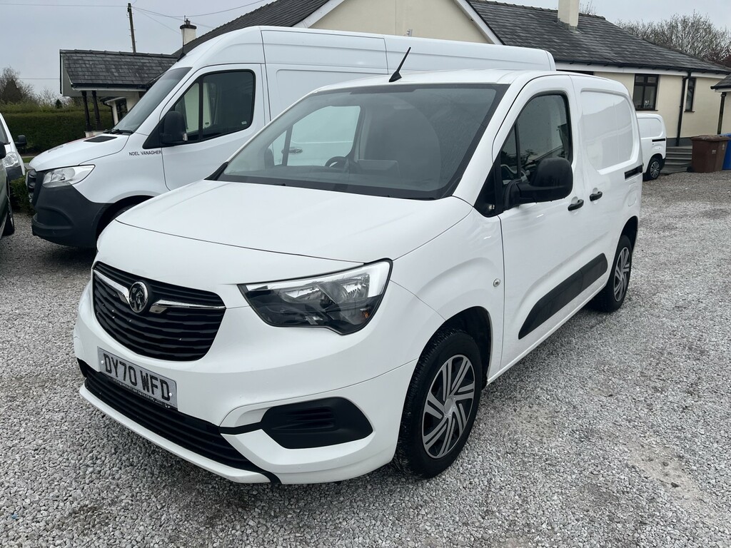 Vauxhall Combo Panel Van 1.6 Turbo D 2300 Sportive 202070 DY70WFD White #4