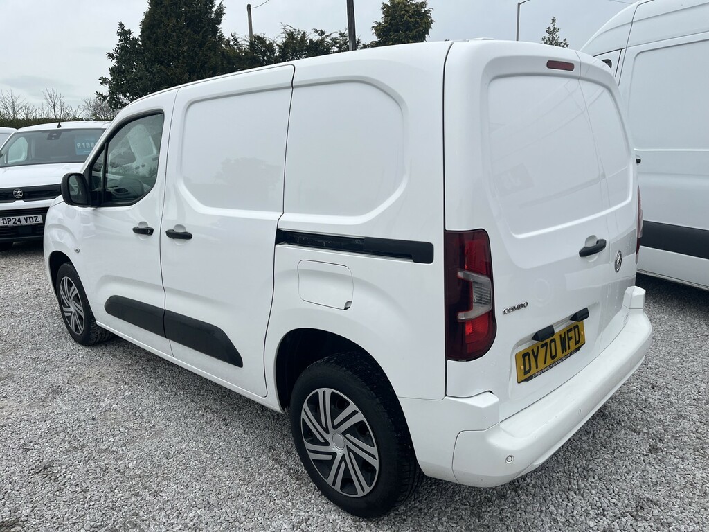 Vauxhall Combo Panel Van 1.6 Turbo D 2300 Sportive 202070 DY70WFD White #6