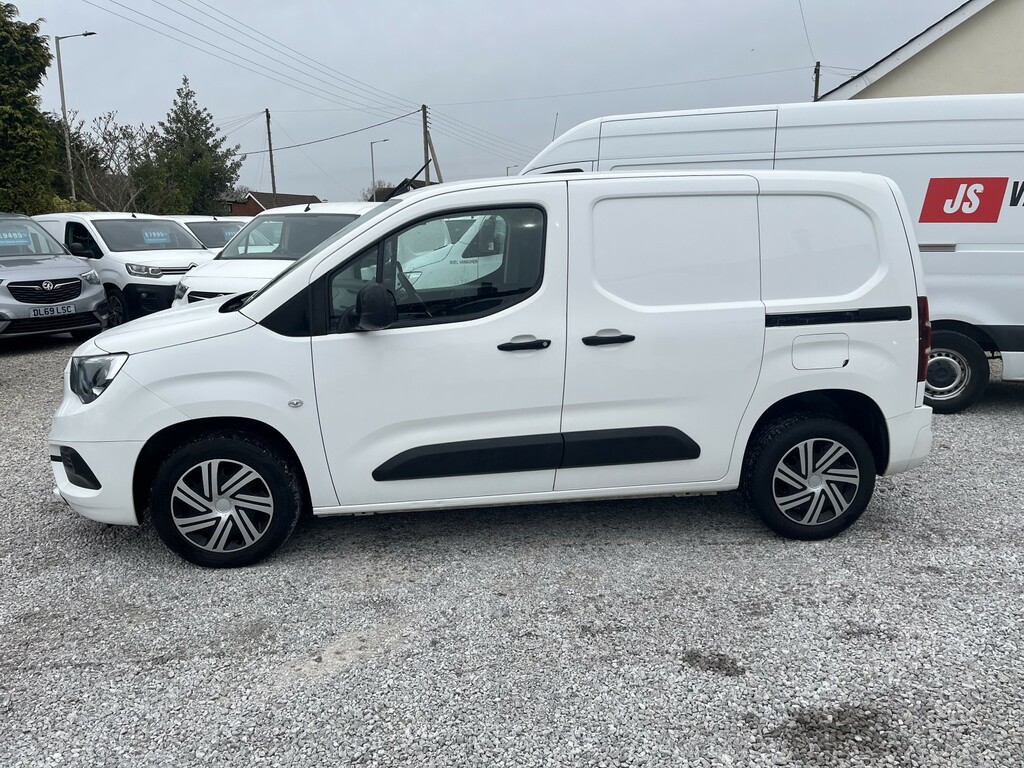 Vauxhall Combo Panel Van 1.6 Turbo D 2300 Sportive 202070 DY70WFD White #5