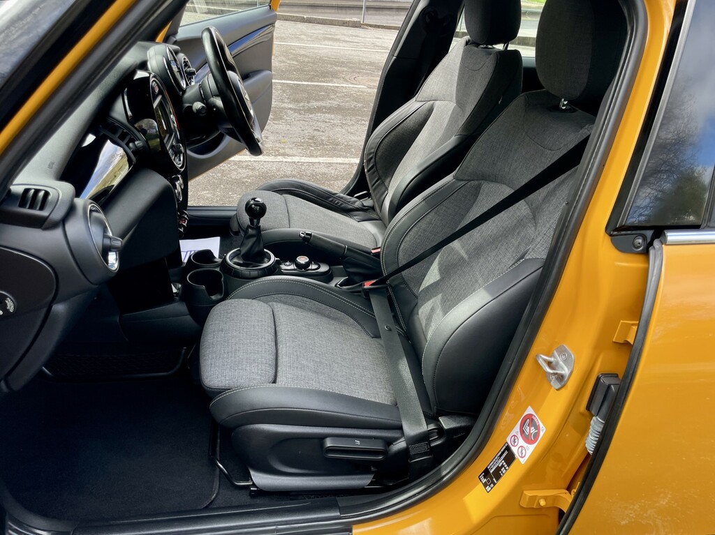 Mini Hatch Hatchback 1.5 5-Door Hatch Cooper 201515 YJ15YFY Orange #6