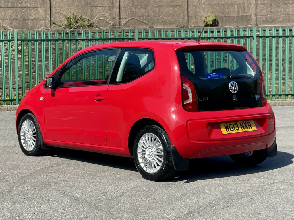 Volkswagen Up Hatchback 1.0 Bluemotion Tech High Up 201313 WG13NXR Red #2