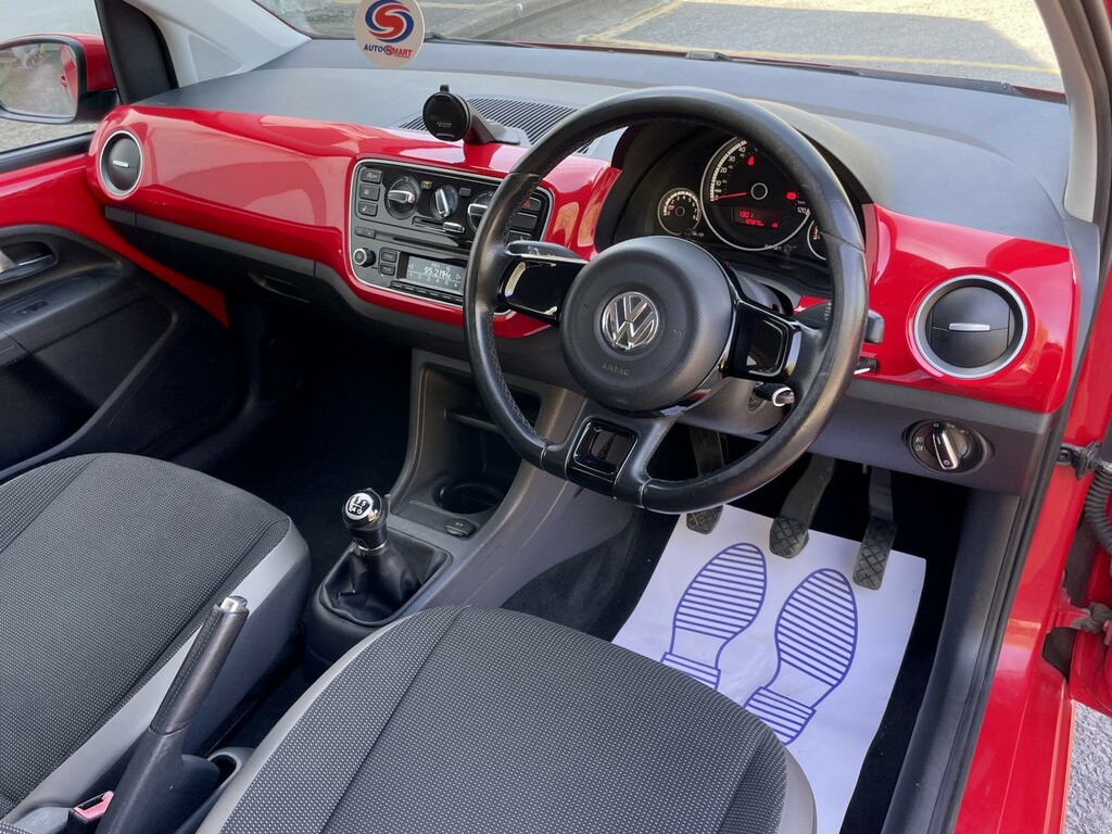 Volkswagen Up Hatchback 1.0 Bluemotion Tech High Up 201313 WG13NXR Red #5