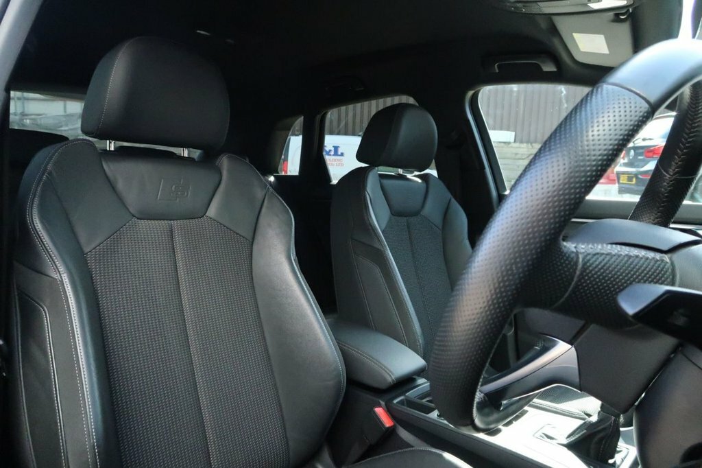 Audi Q3 2L S Line GL69KVS Grey #4