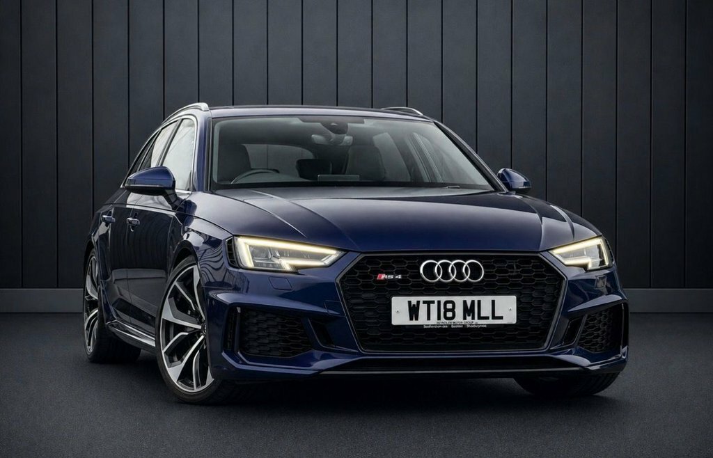 Audi RS4 Avant 2.9L Null Blue