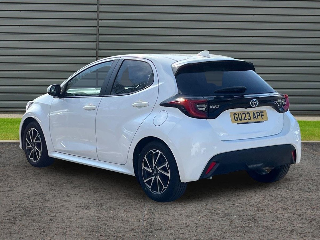 Toyota Yaris 1.5 Vvt-h Design Hatchback Hybrid E Cvt GU23APF White #5