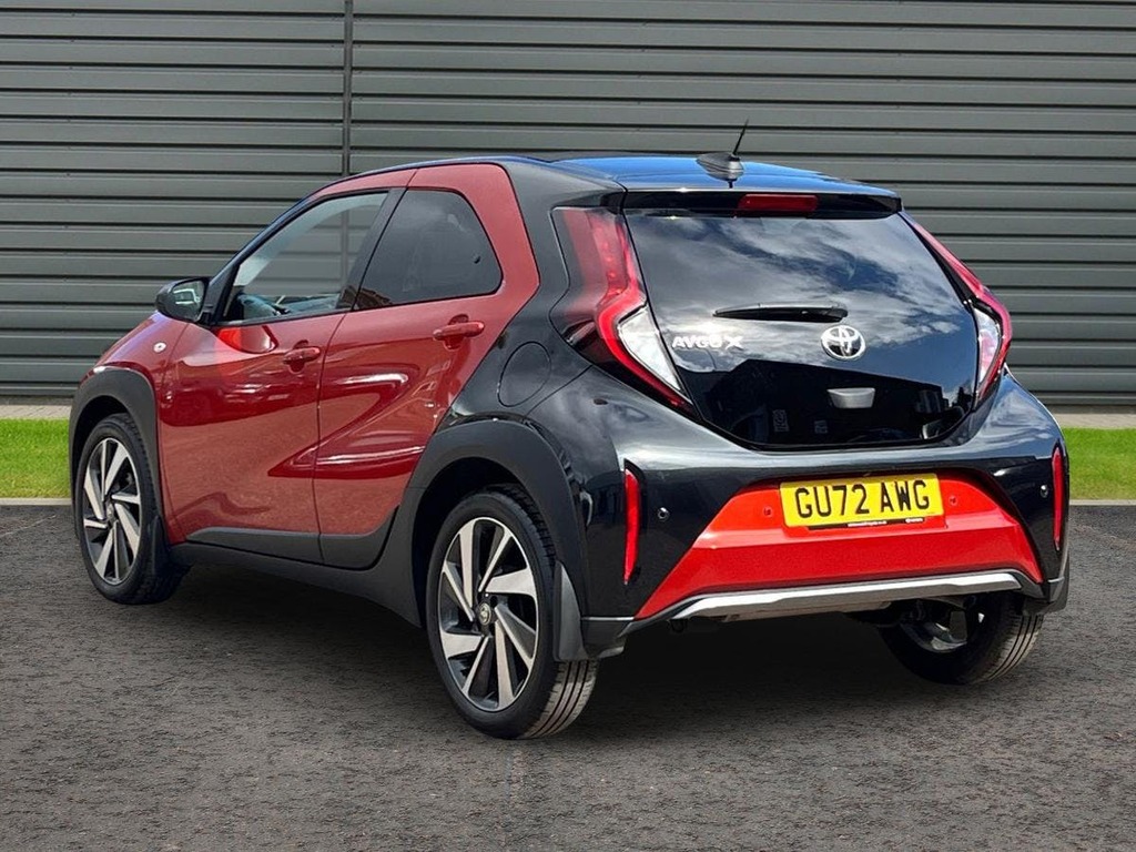 Toyota Aygo X 1.0 Vvt I Exclusive Hatchback GU72AWG Red #5