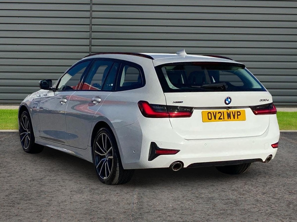 BMW 3 Series 2.0 330E 12Kwh Sport Pro Touring Plug I OV21WVP White #5
