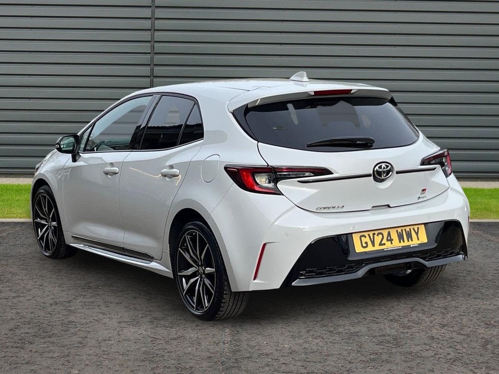 Toyota Corolla 2.0 Vvt-h Gr Sport Hatchback Hybrid Cvt White #5