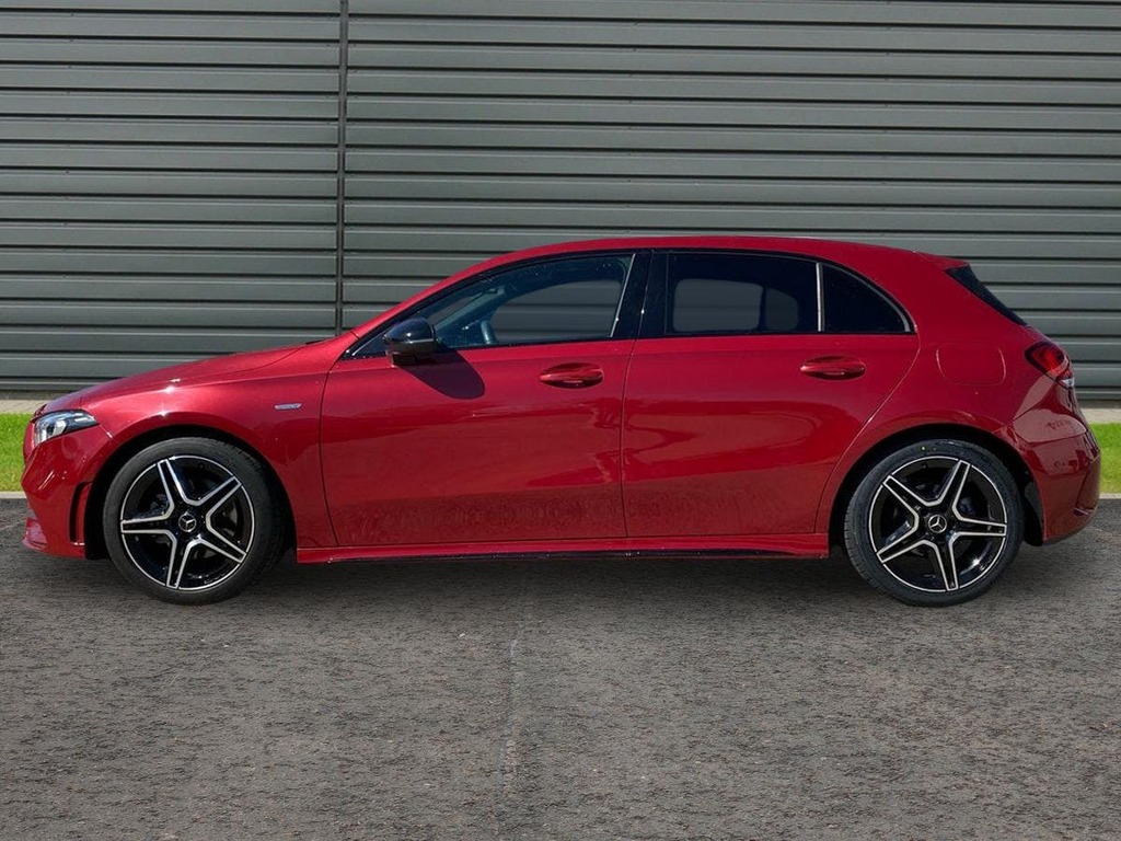 Mercedes-Benz A Class 1.3 A180 Amg Line Edition DK22VXZ Red #6