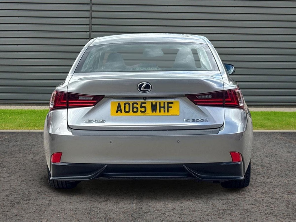 Lexus IS 2.5 300H Advance Saloon Hybrid E Cvt Silver #4