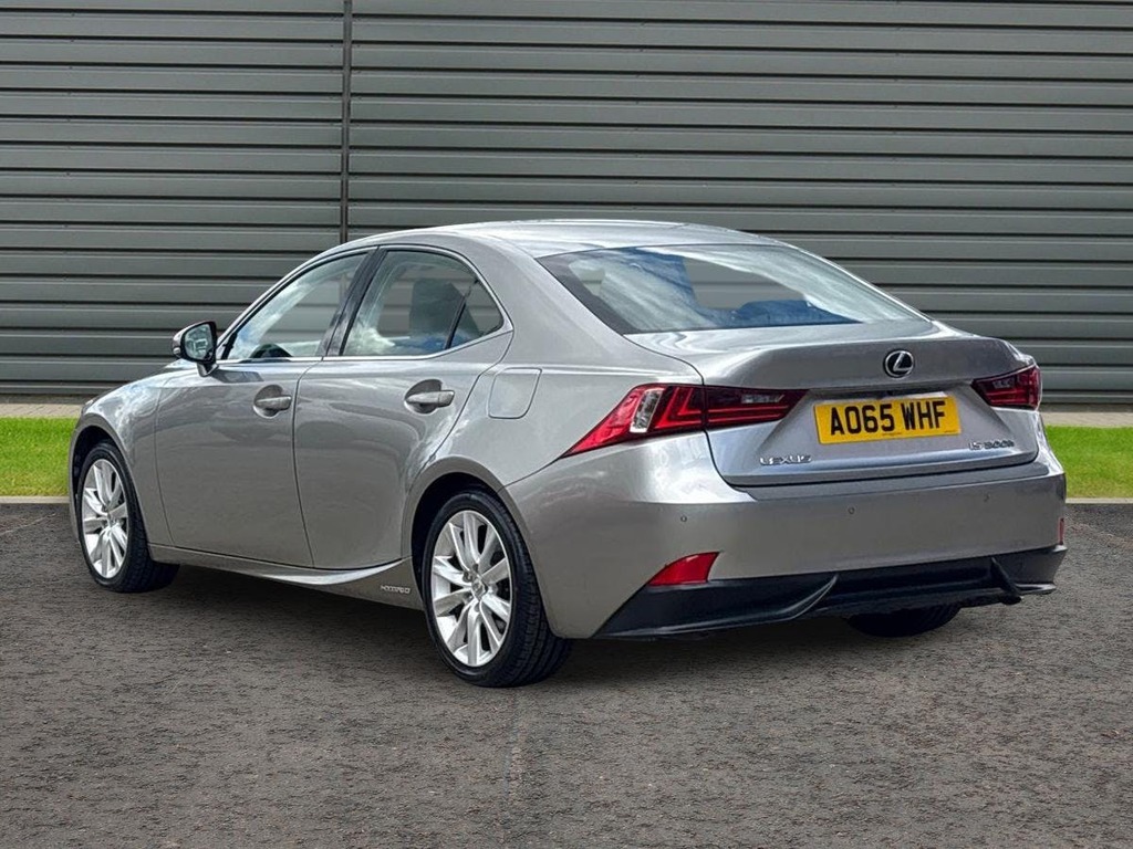 Lexus IS 2.5 300H Advance Saloon Hybrid E Cvt Silver #5