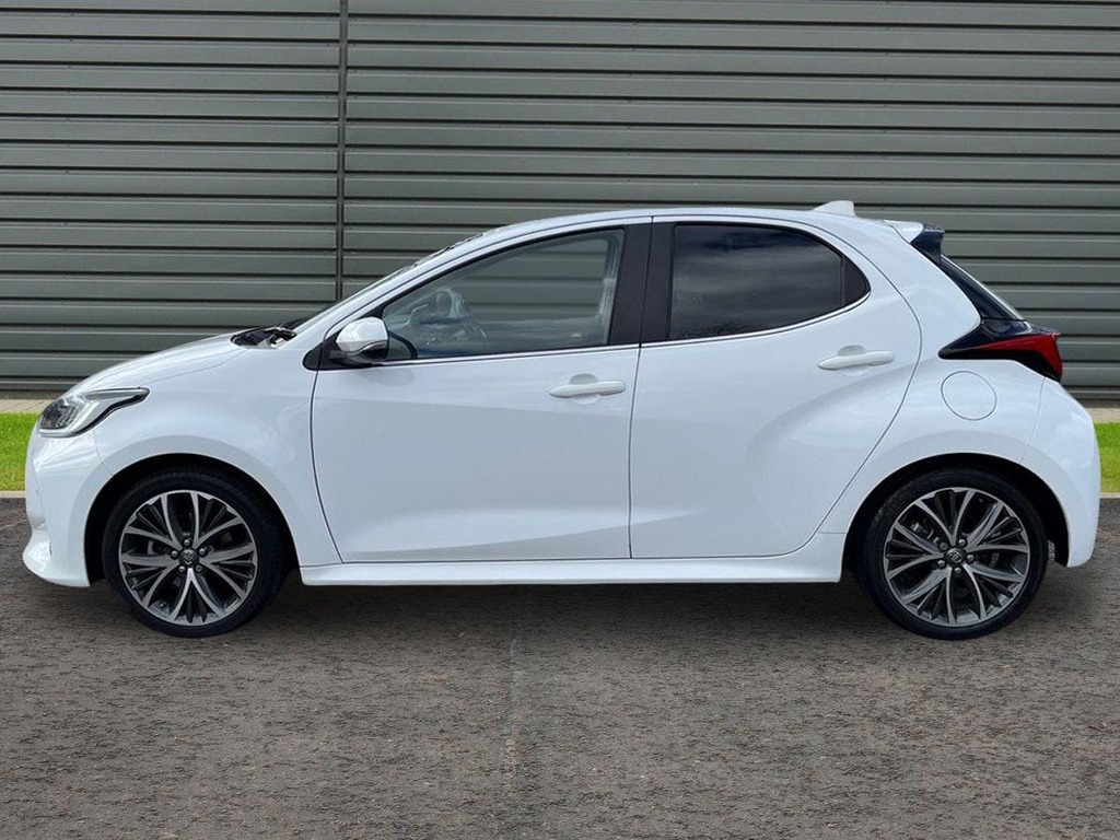 Toyota Yaris 1.5 Vvt-h Excel Hatchback Hybrid E Cvt AO73YHB White #6