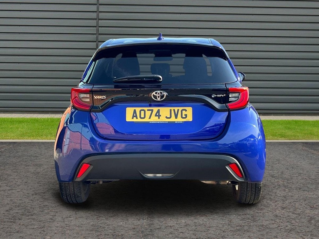 Toyota Yaris 1.5 Vvt-h Design Hatchback Hybrid E Cvt AO74JVG Blue #4