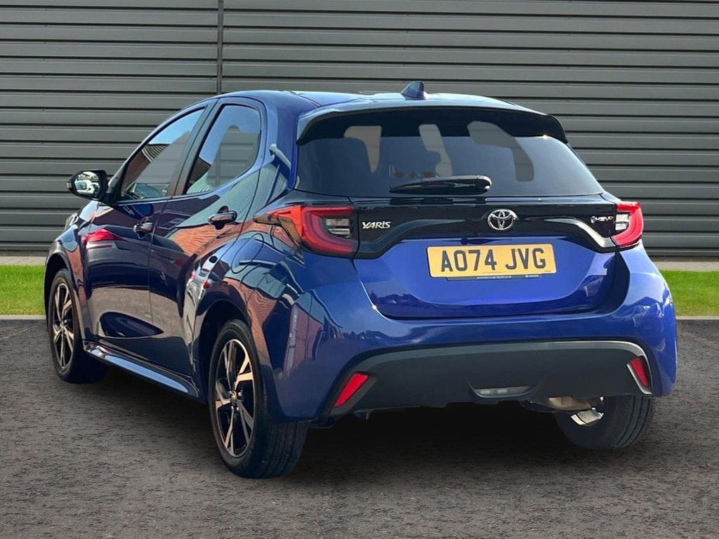 Toyota Yaris 1.5 Vvt-h Design Hatchback Hybrid E Cvt AO74JVG Blue #5