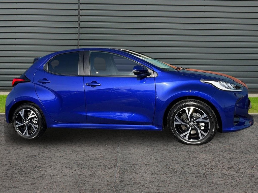 Toyota Yaris 1.5 Vvt-h Design Hatchback Hybrid E Cvt AO74JVG Blue #2