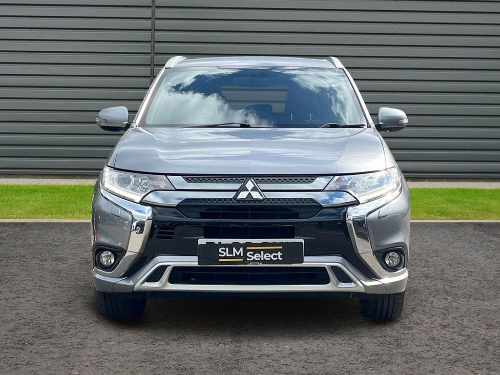Mitsubishi Outlander 2.4H Twinmotor 13.8Kwh Dynamic Suv Plug Grey #2