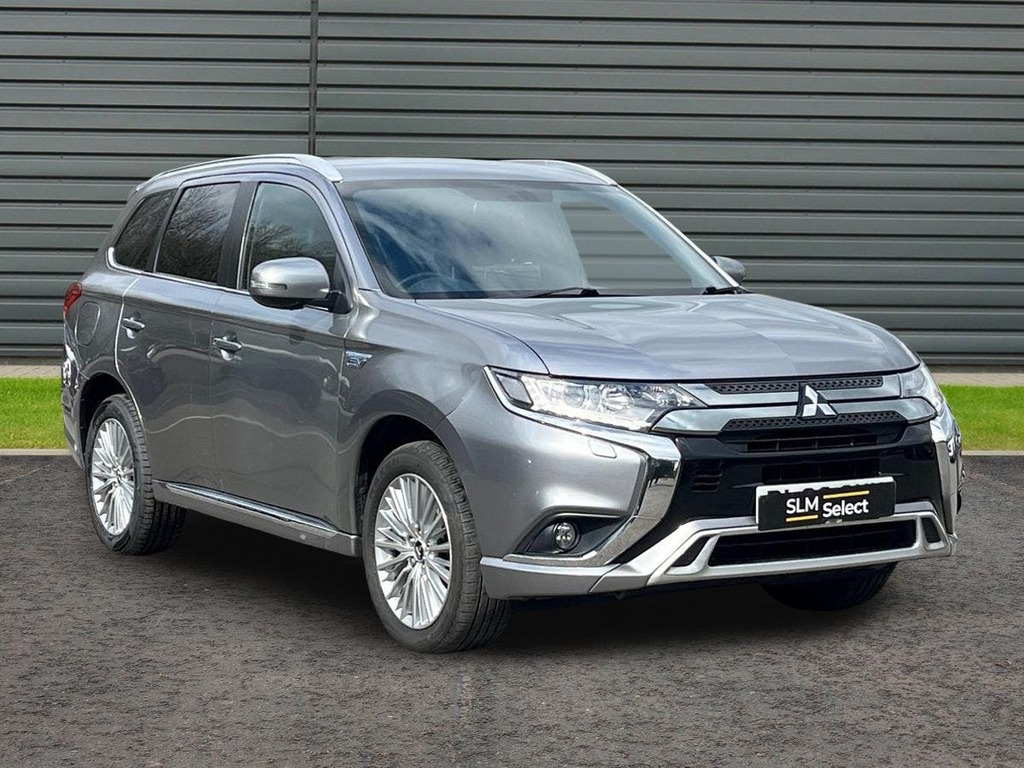 Mitsubishi Outlander 2.4H Twinmotor 13.8Kwh Dynamic Suv Plug Grey