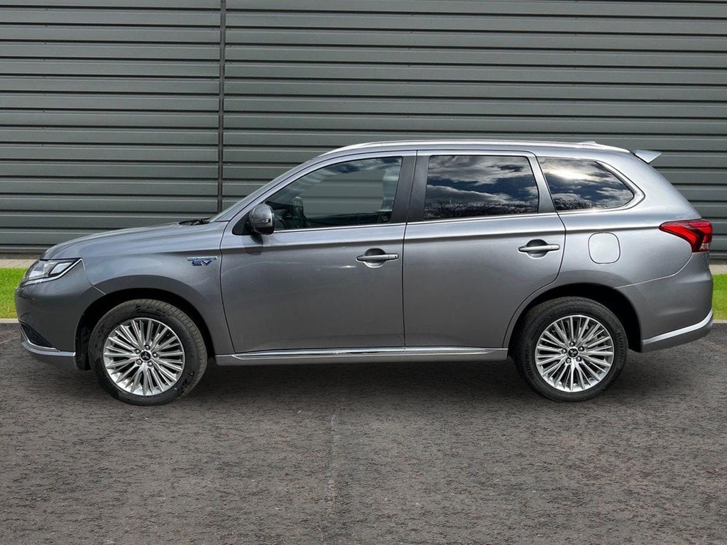Mitsubishi Outlander 2.4H Twinmotor 13.8Kwh Dynamic Suv Plug Grey #5
