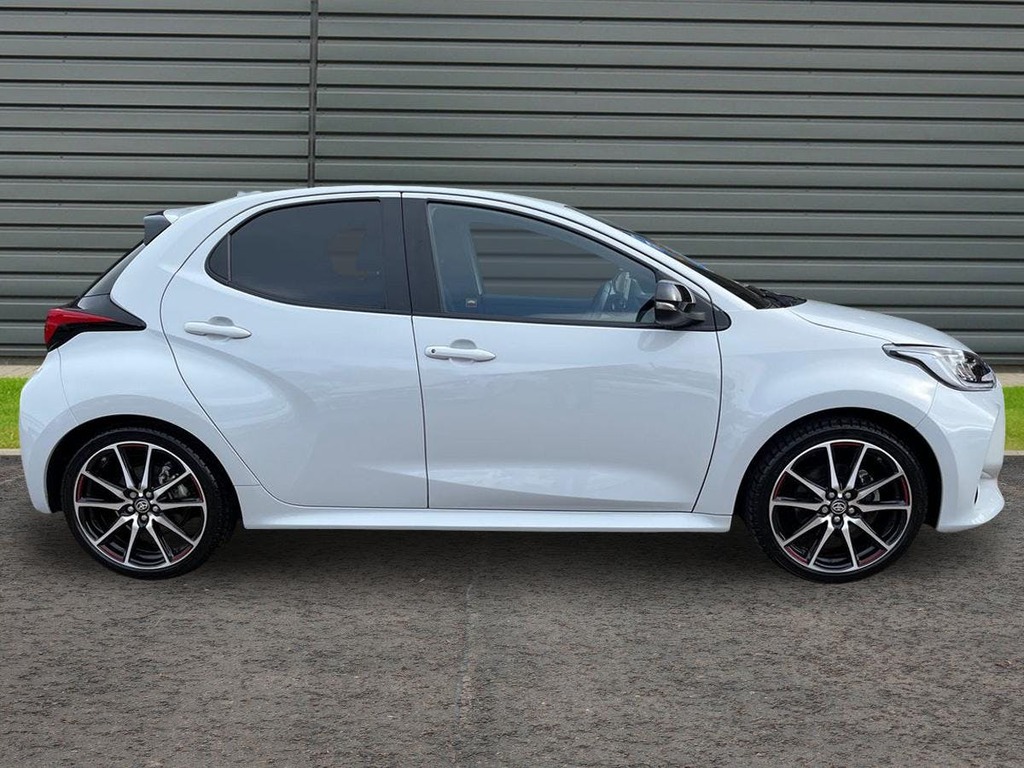 Toyota Yaris 1.5 Vvt-h Gr Sport Hatchback Hybrid E C HW23LVS Grey #2