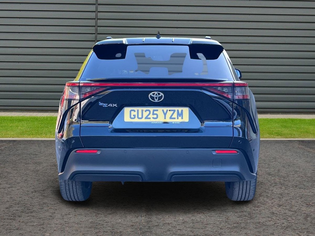 Toyota bZ4X 71.4Kwh Vision Suv GU25YZM Black #4