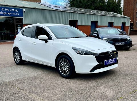 Mazda 2 Hatchback LP73EVH White #4