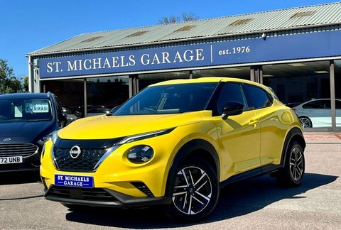 Nissan Juke Suv Yellow