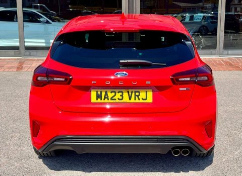 Ford Focus Hatchback MA23VRJ Red #6