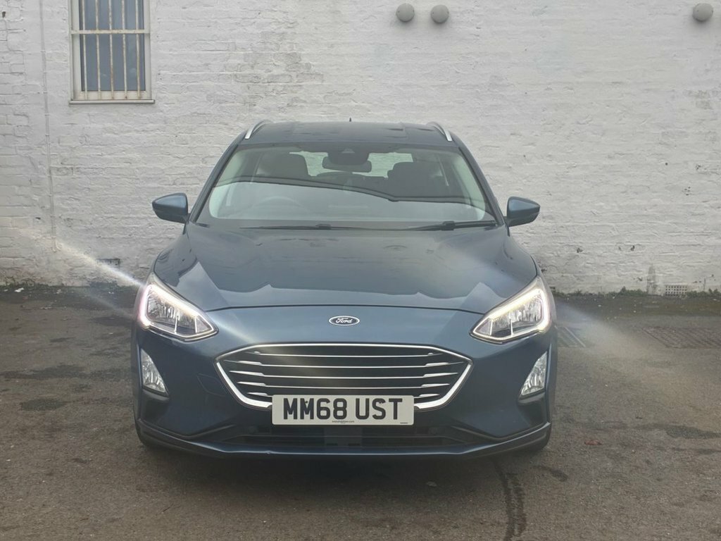 Ford Focus 1L Titanium MM68UST Blue #4