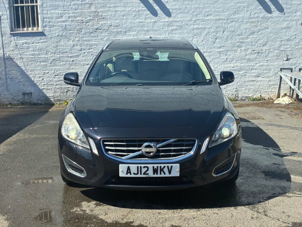 Volvo V60 2.4L Se Lux Nav Black #3