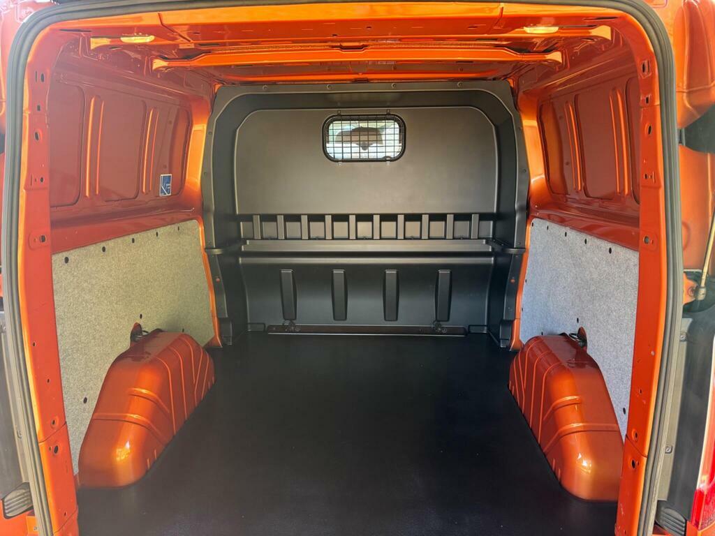 Ford Transit Custom 2.0 320 Ecoblue Limited Crew Van L2 H1 Euro 6 Orange #3