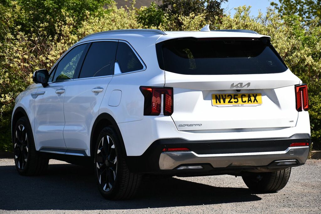 Kia Sorento 2.2 Crdi 4 Suv Dct Awd Euro 6 Ss 19 NV25CAX White #3