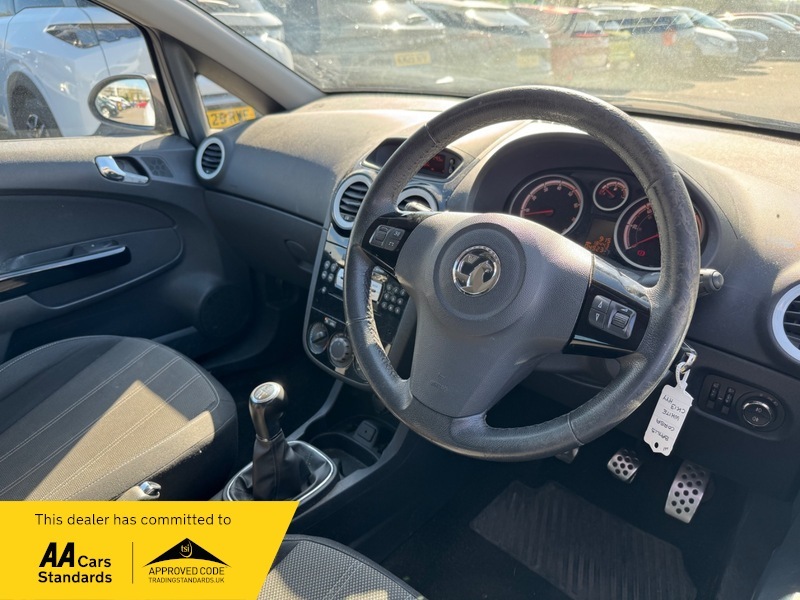 Vauxhall Corsa Limited Edition CK13HYY White #5