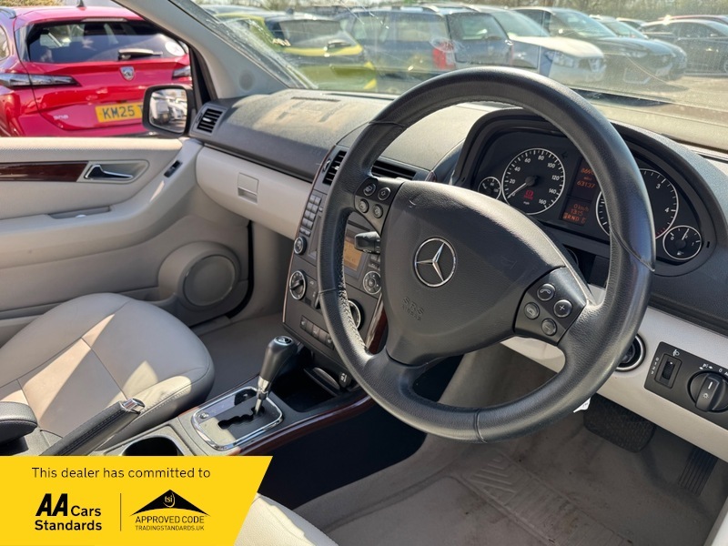 Mercedes-Benz A Class A180 Cdi Elegance Se Red #6