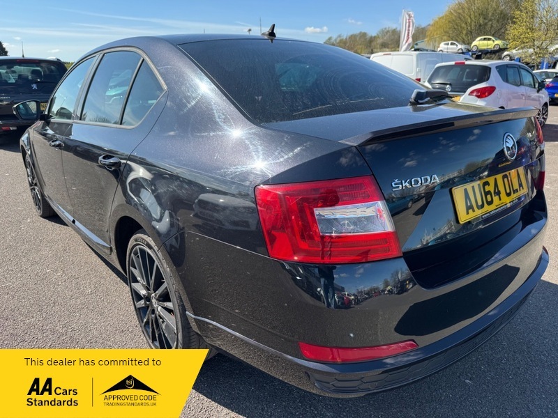 Skoda Octavia Black Edition Tdi Cr AU64OLA Black #4