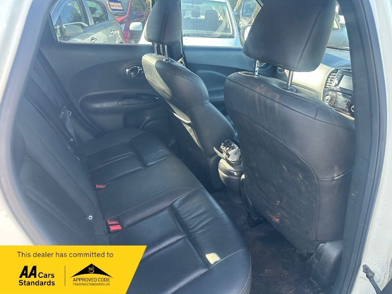 Nissan Juke Tekna Dci VN64CKJ White #2