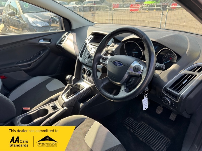 Ford Focus Zetec CE62UCA Grey #5